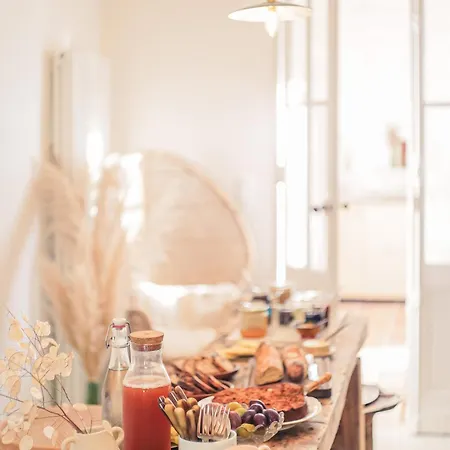 La Nuit&le Jour Couette-café Vertheuil-en-Médoc